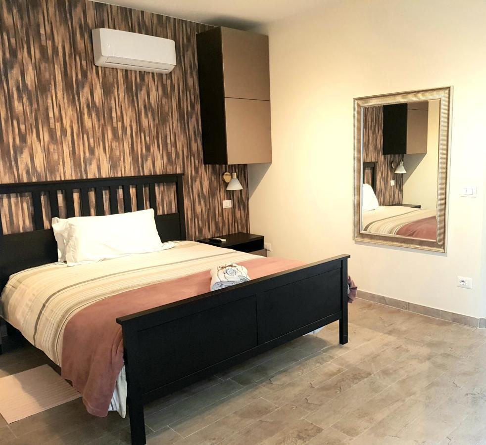 La Collina Dei Cavalieri Villa Belvedere Ostrense Ngoại thất bức ảnh
