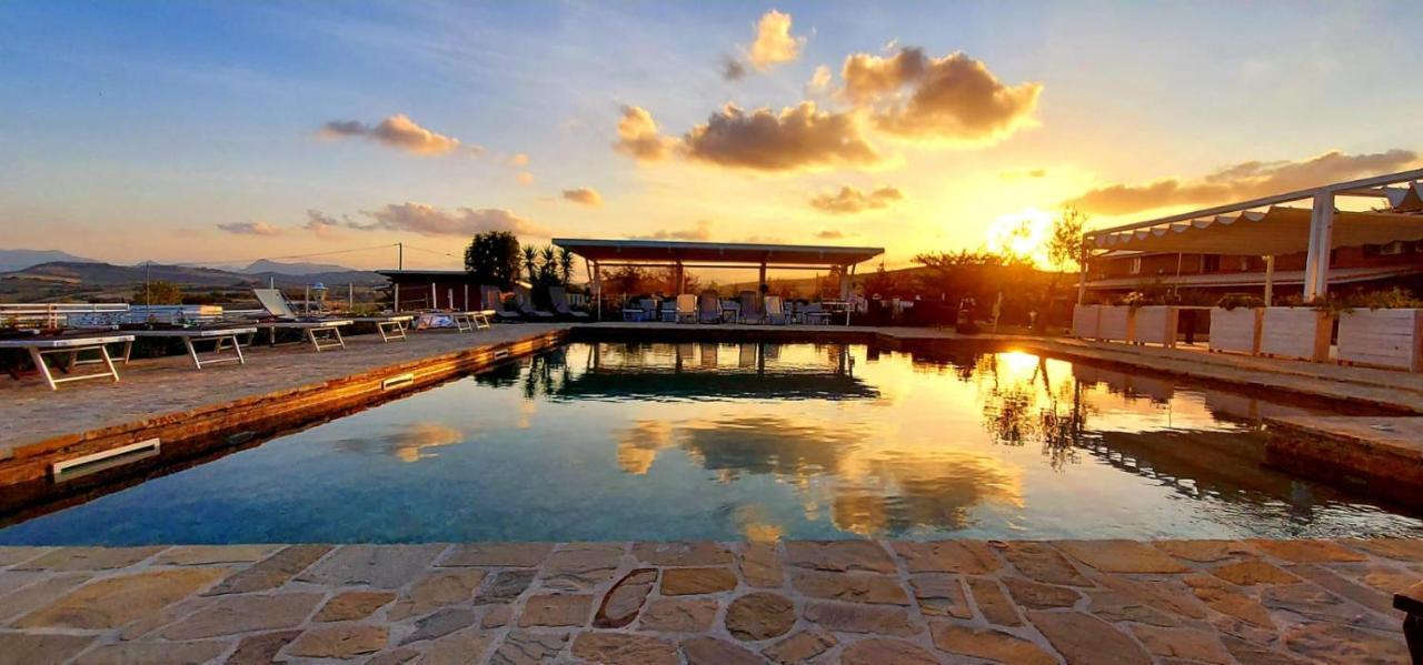 La Collina Dei Cavalieri Villa Belvedere Ostrense Ngoại thất bức ảnh
